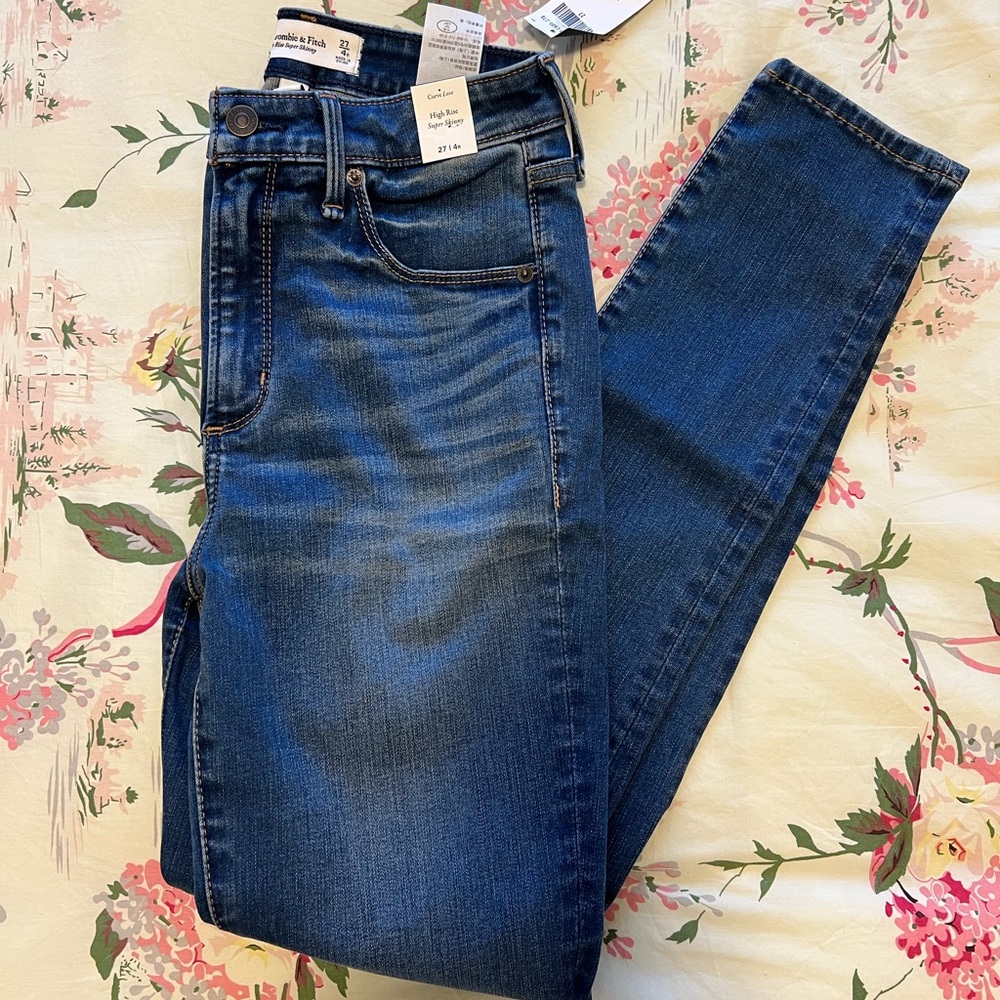 Abercrombie & Fitch High Rise Super Skinny